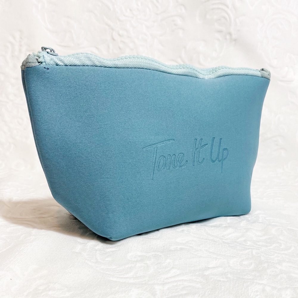 Tone It Up Cosmetic bag